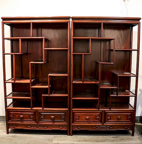 PAIR OF ROSEWOOD CURIO CABINETS  39cf25