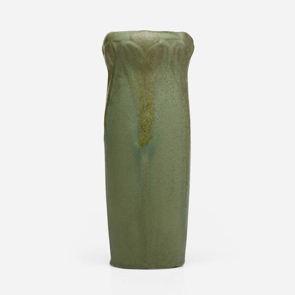 Van Briggle Pottery Vase with 39e9f1