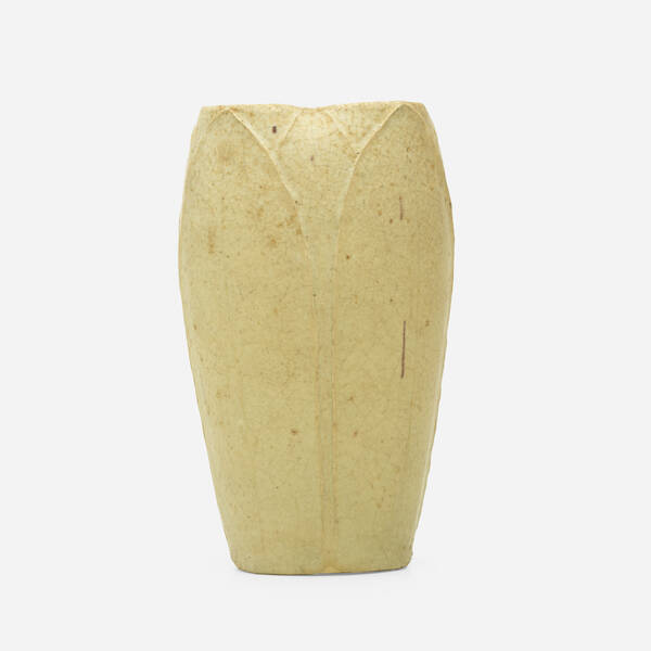 Grueby Faience Company Vase c  39f67a