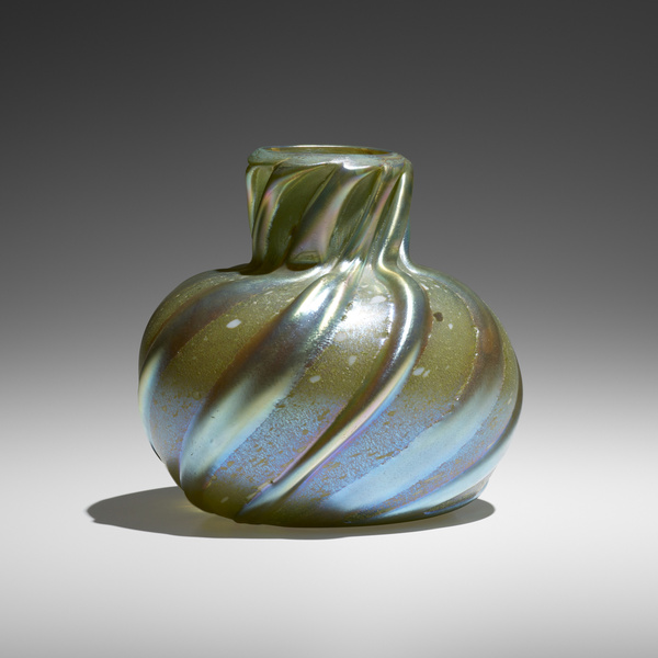 Tiffany Studios Cypriote vase  39e000