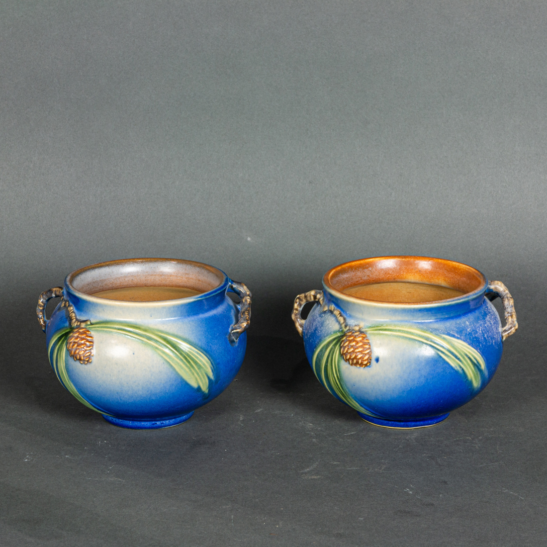 ASSEMBLED PAIR OF ROSEVILLE POTTERY 3a144f