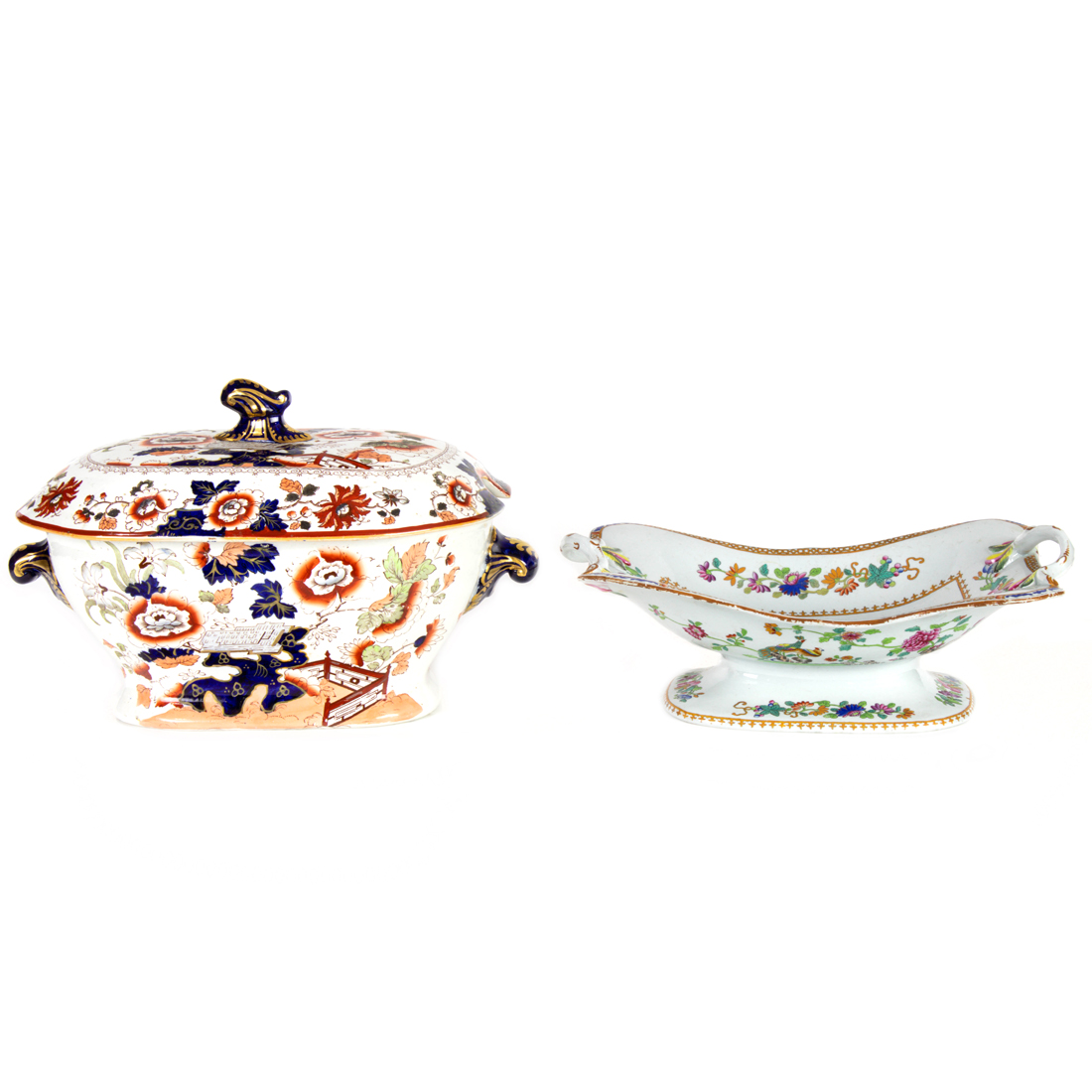 AN ENGLISH IRONSTONE TUREEN AND 3a1d3f