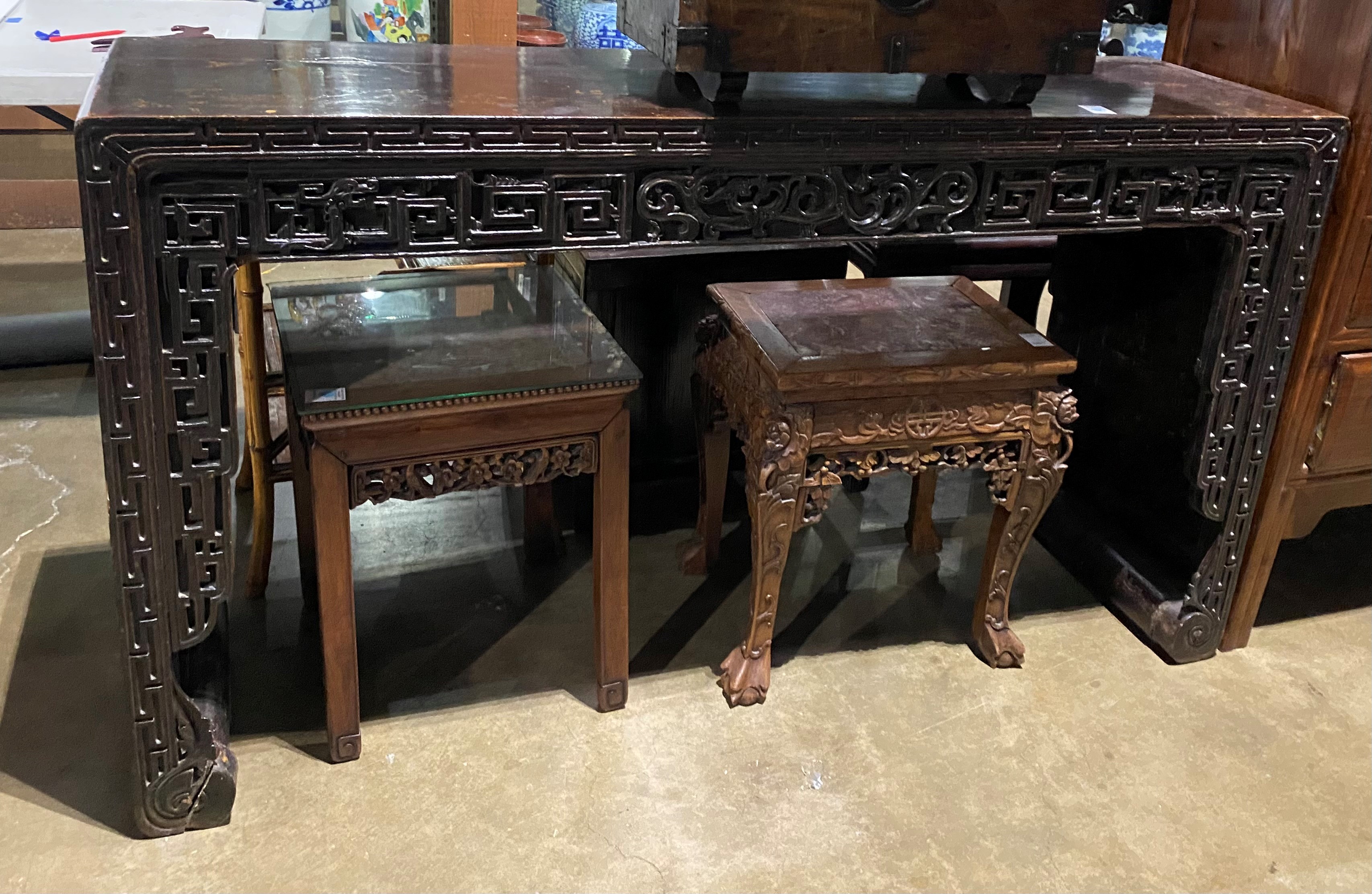 CHINESE HARDWOOD ALTAR TABLE Chinese 3a2242