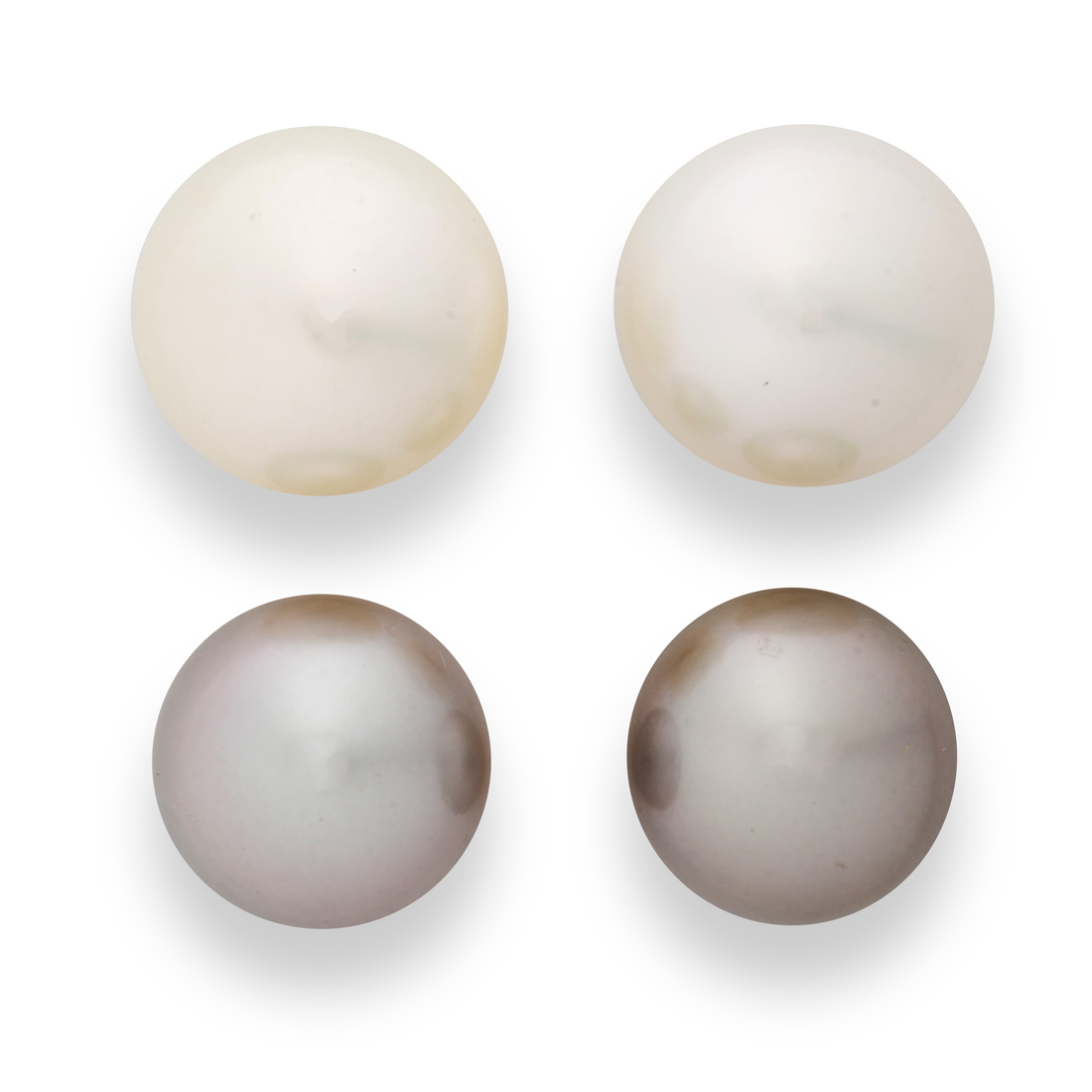 A GROUP OF CULTURED PEARL EARRINGS 3a229b
