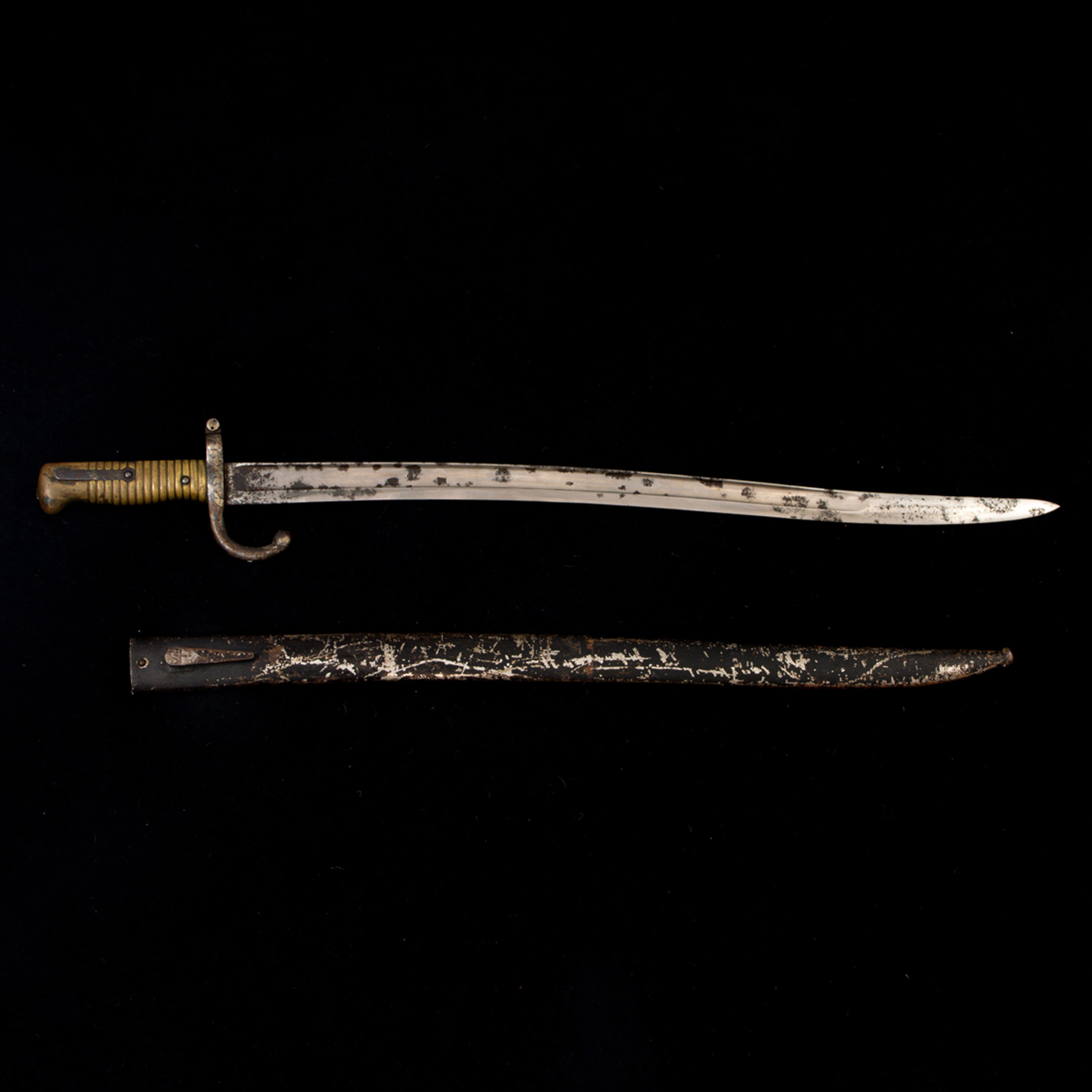 A BAYONET SWORD WITH COPPER RIBBED 3a3cf1