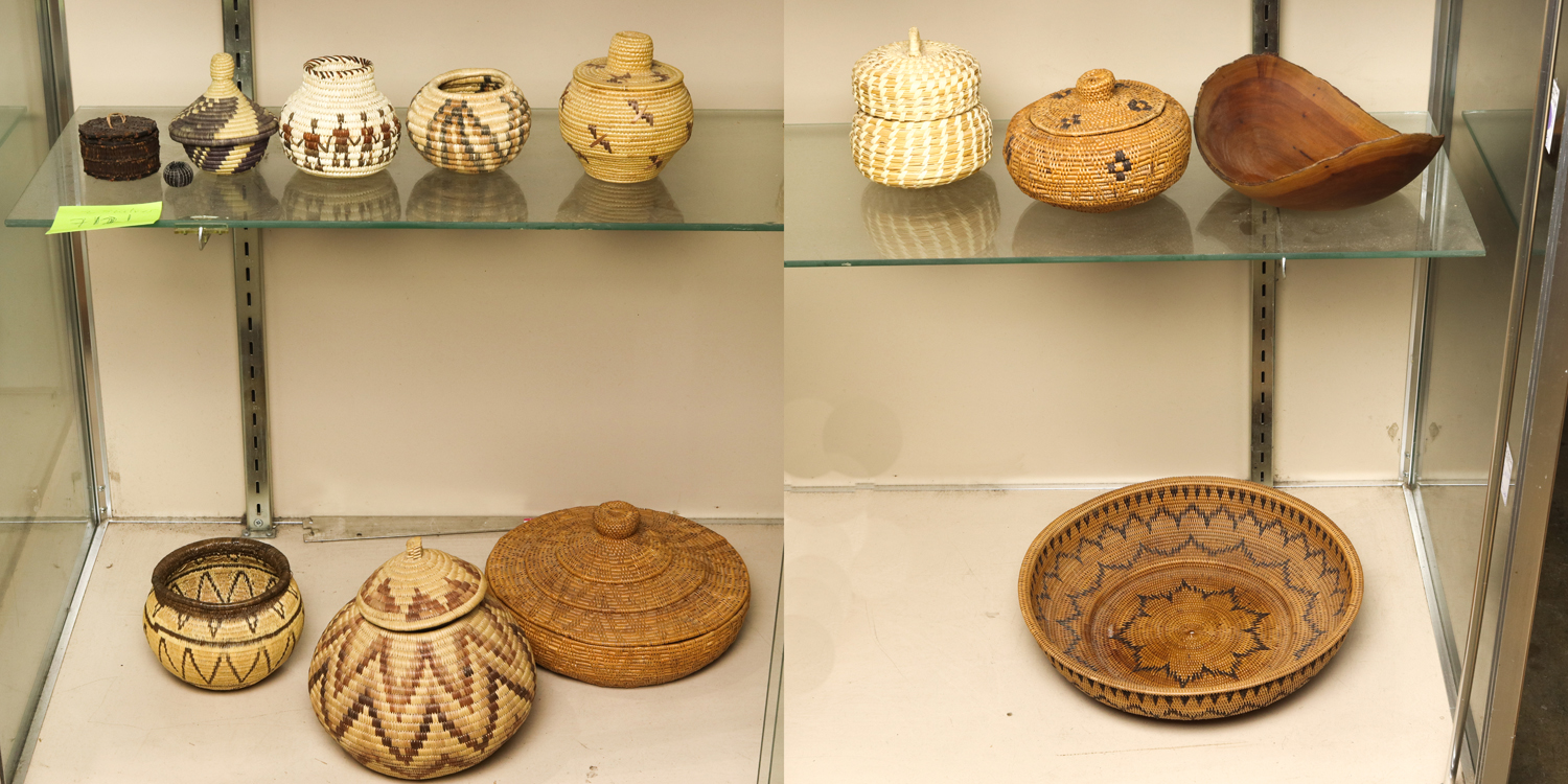 TWO SHELVES OF BASKETS INCLUDING 3a3f2d