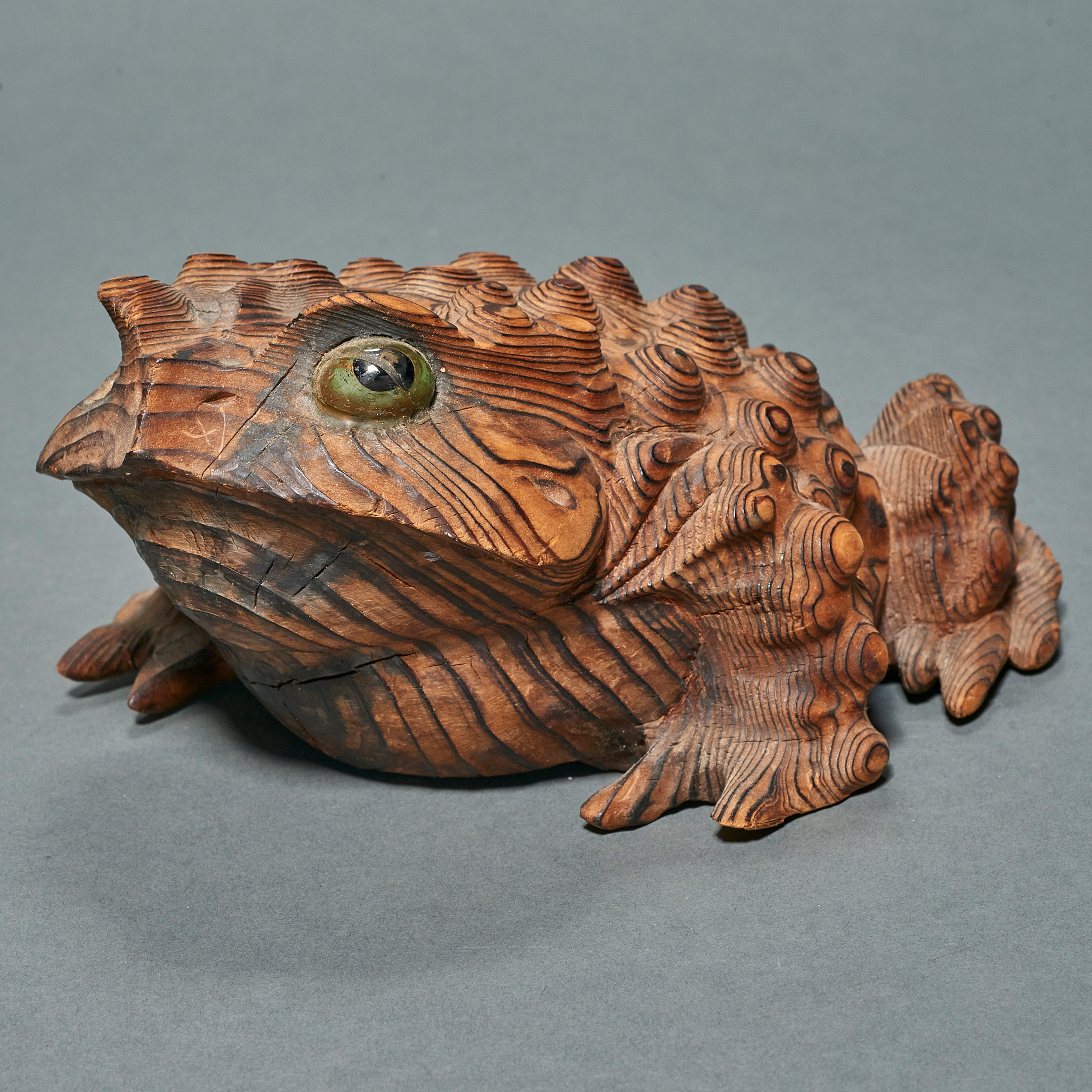 JAPANESE WOOD CARVING OF A TOAD 3a40ba