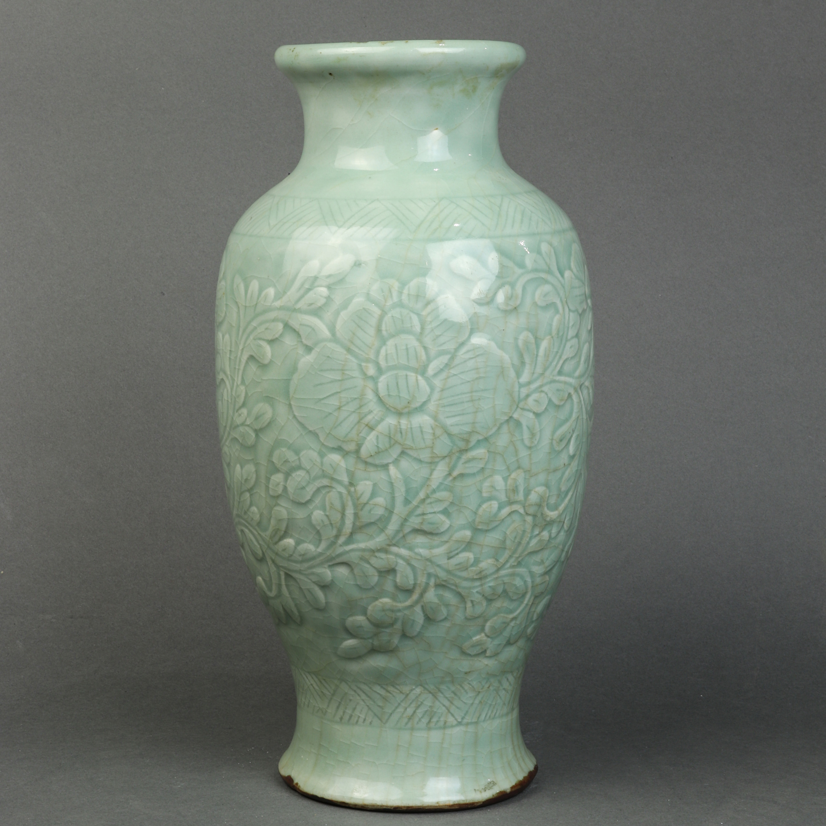 CHINESE LONGQUAN CELADON CRACKLE 3a4318