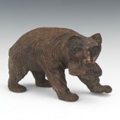 BLACK FOREST CARVED WOOD BEAR CATCHING 3a70de