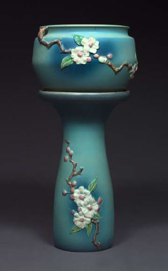 Good Roseville Pottery Shaded Blue Glazed 3a56ca