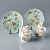 TWO PAIRS OF CHINESE PORCELAIN DISHESLate