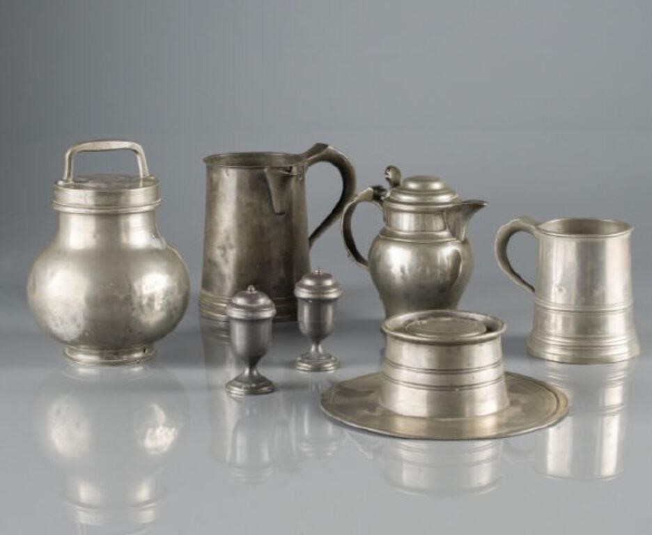 PEWTER WAREA group of antique pewter 3a8b51