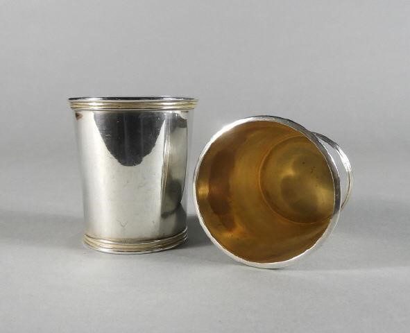 PAIR OF STERLING SILVER BEAKERS  3a922a