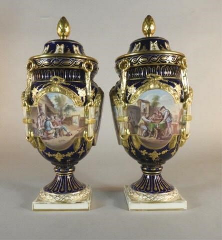 PAIR OF CONTINENTAL GLAZED EARTHENWARE 3a9595