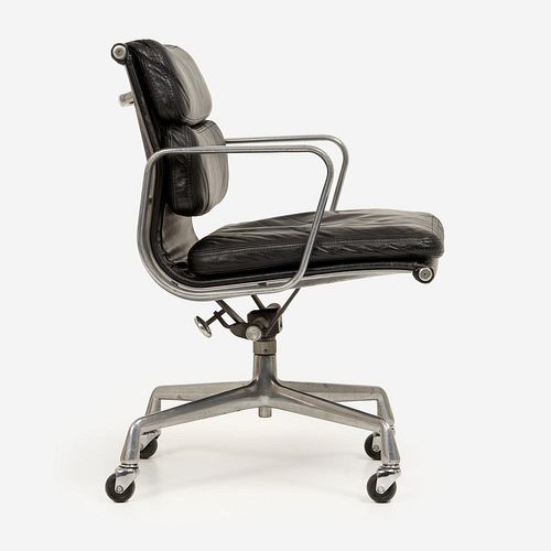 EAMES HERMAN MILLER LEATHER SOFT 3a9a02