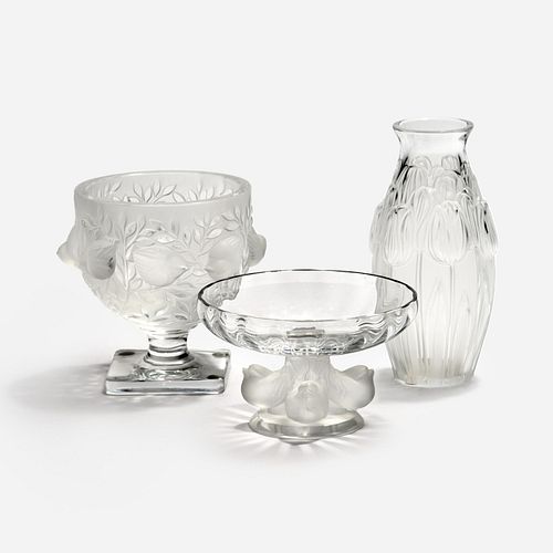 THREE LALIQUE GLASS ARTICLESThree 3a9cdc