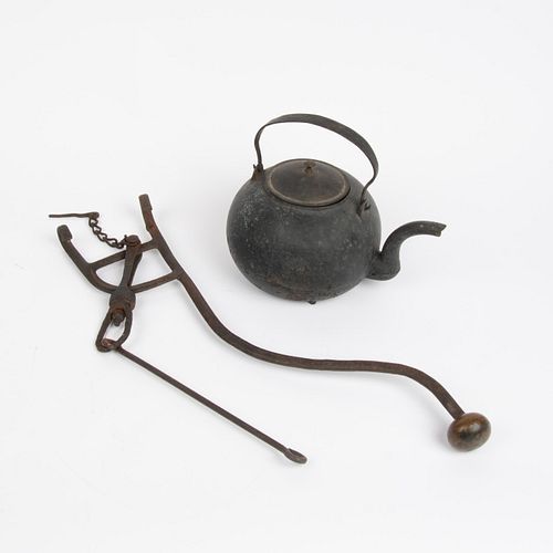 CAST IRON KETTLE WITH WROUGHT IRON 3aa049