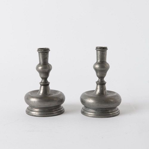 PAIR OF PEWTER CANDLE HOLDERS  3aa0b9