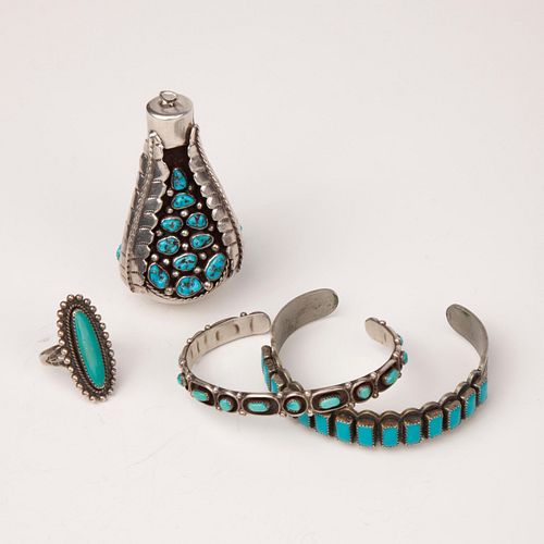GROUP OF NATIVE AMERICAN TURQUOISE 3aa349