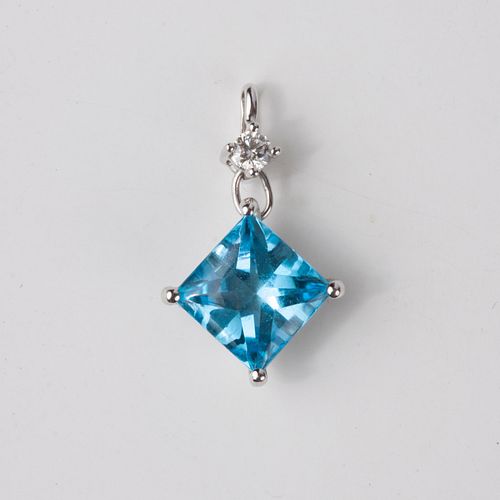 14K SWISS BLUE TOPAZ DIAMOND PENDANT14k 3aa374