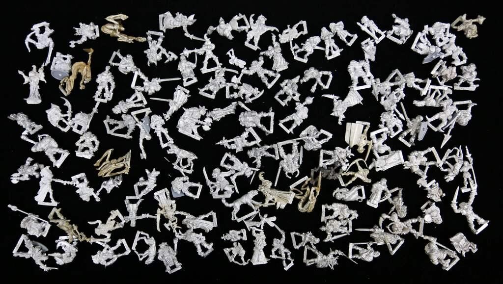 110 DUNGEONS AND DRAGONS MINIATURES 3ad32e