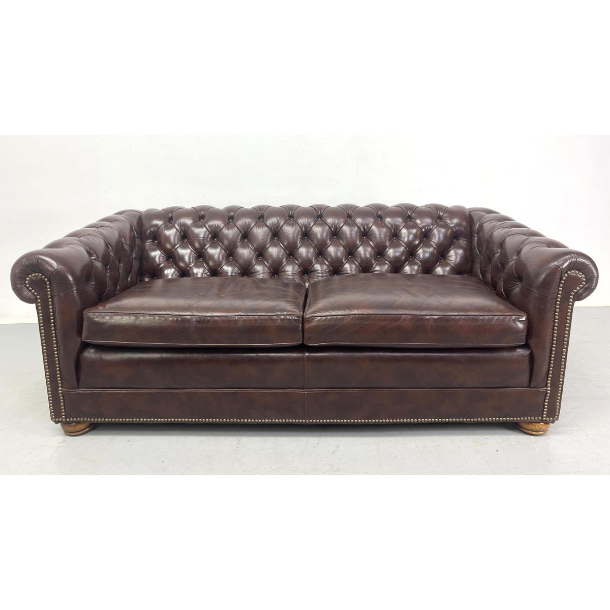 Chesterfield Tufted leather Sofa 3ad69e
