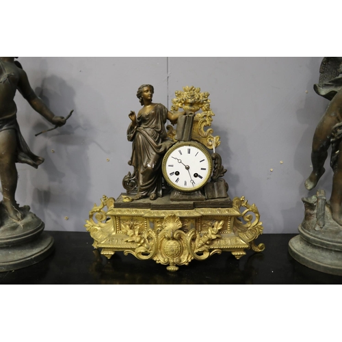 Antique French figural mantle clock  3adb6f