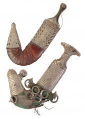 A LATE 19TH CENTURY JAMBIYA with curved