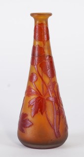 A SMALL GALLE CAMEO GLASS VASE Early