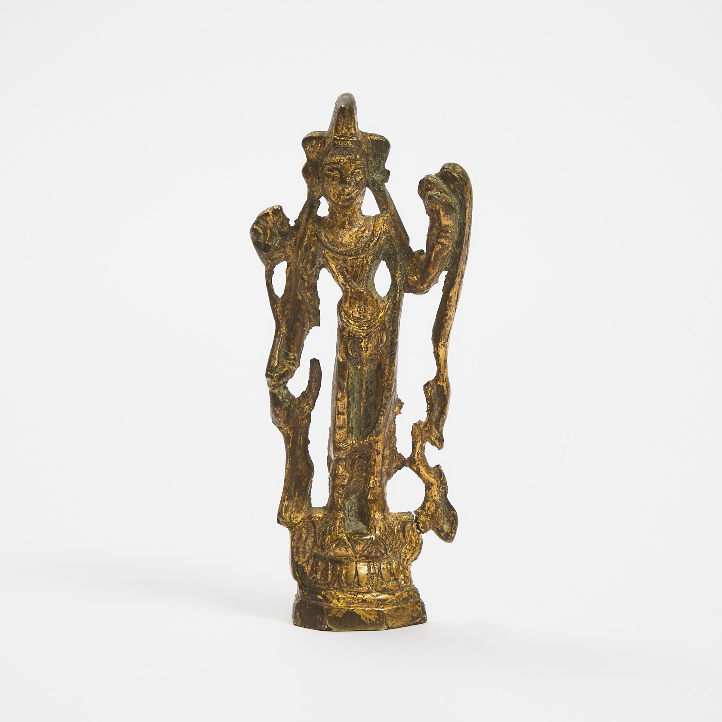 A Gilt Bronze Figure of Avalokiteshvara 3ac49d