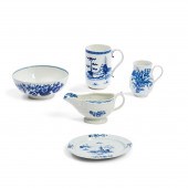 FIVE BLUE AND WHITE PORCELAIN ITEMS,