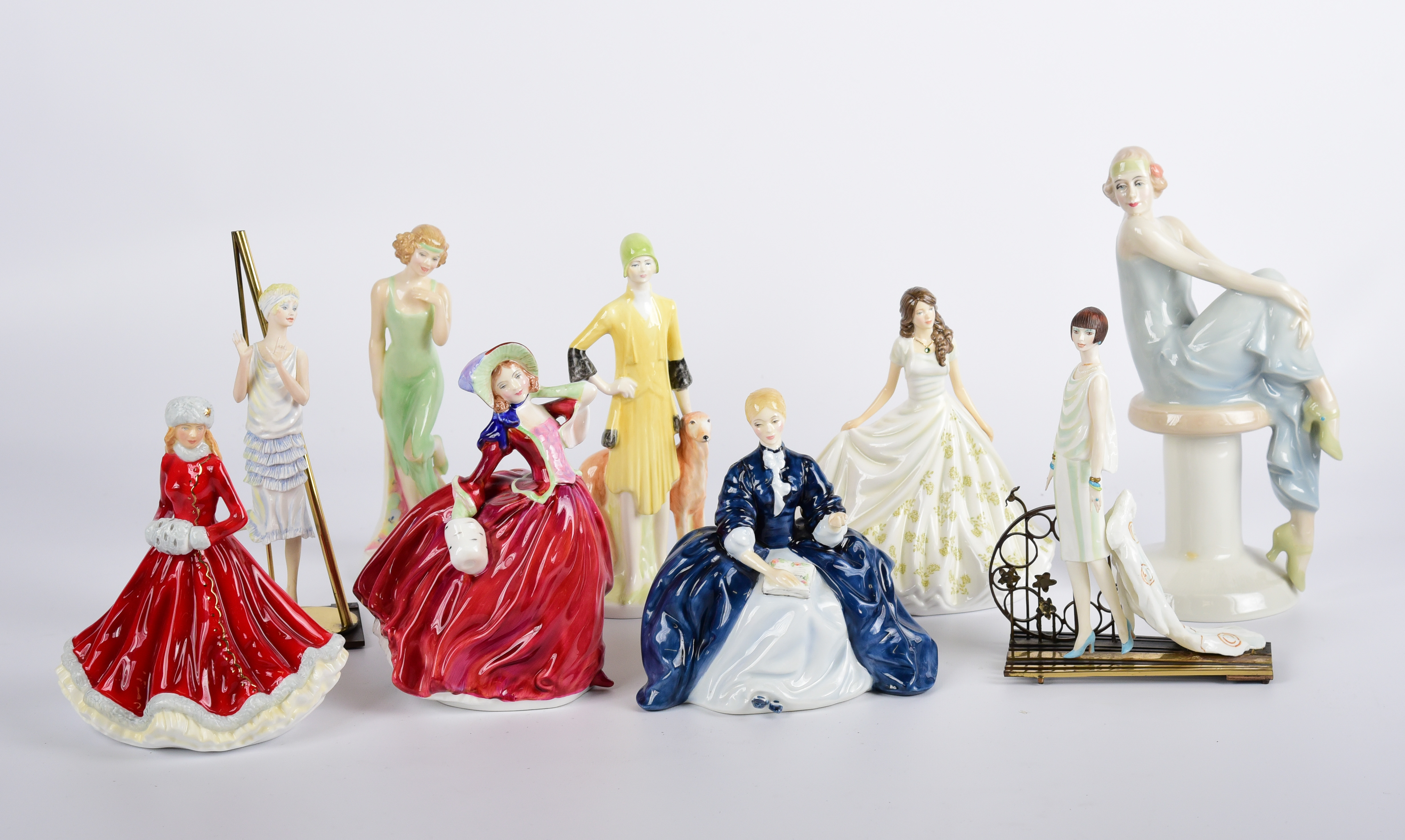  9 Royal Doulton and style figurines 3b113f