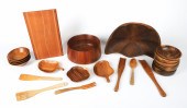 (21) Wood kitchen items, c/o Dansk salad