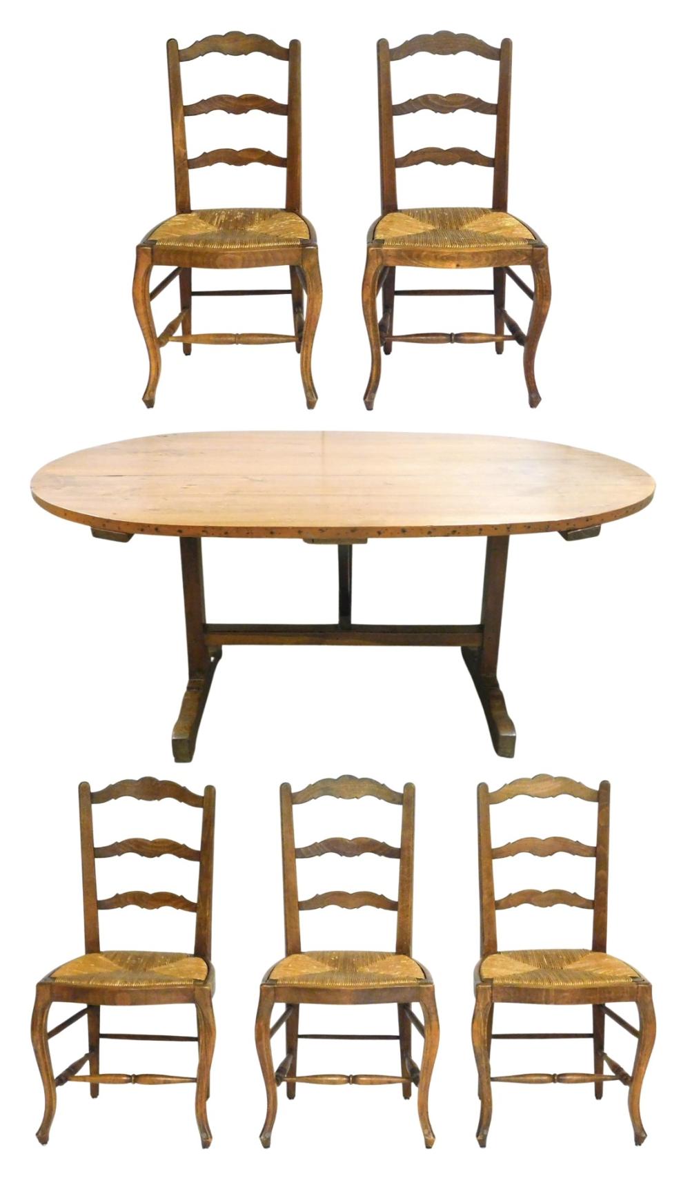 FRENCH PROVINCIAL STYLE OVAL DINING