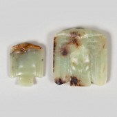 TWO CHINESE JADE FIGURES OF OWLSThe