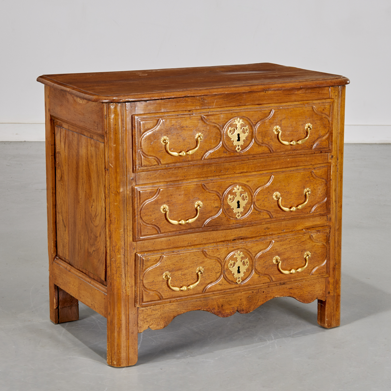 LOUIS XV PROVINCIAL CARVED FRUITWOOD 3b4845