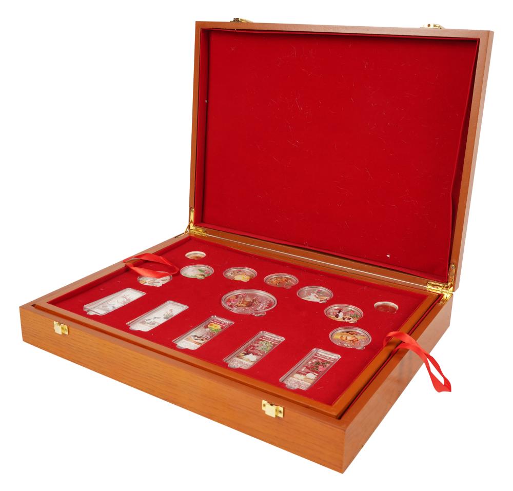 SET OF CHINESE COINS IN CASESet 3b56db