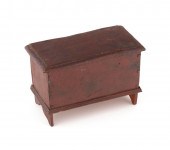 MINIATURE BLANKET CHEST CONTAINING 3b3617