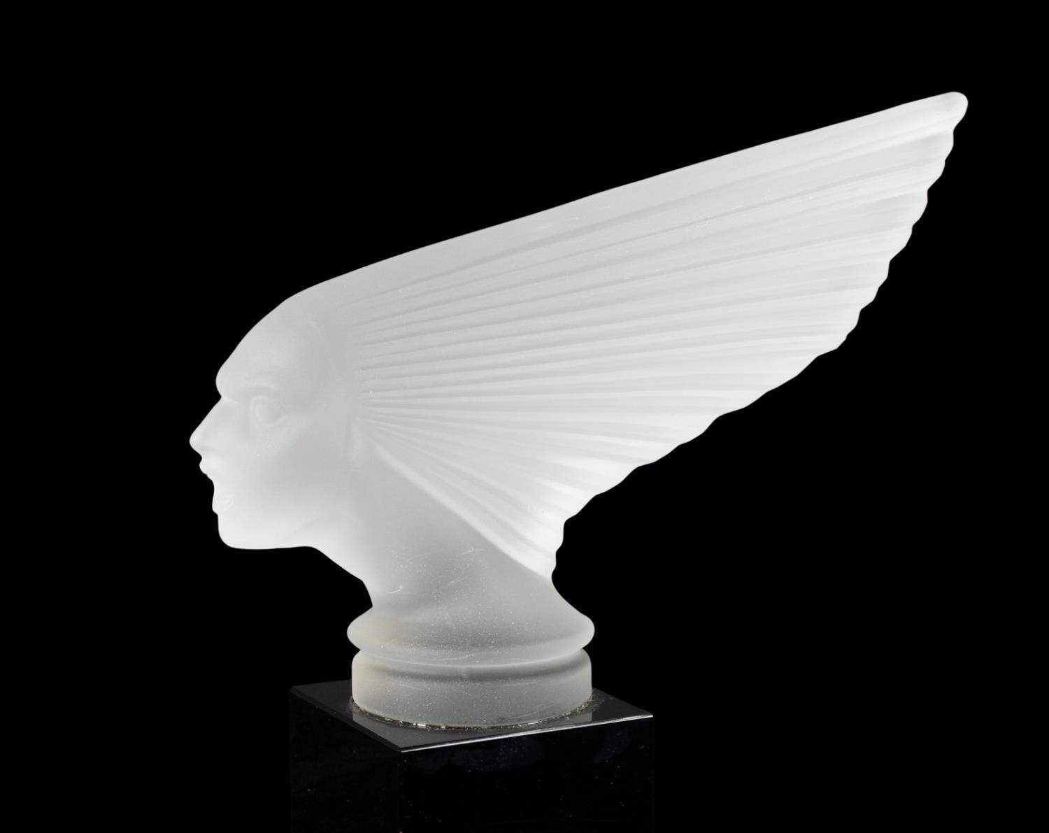 LALIQUE VICTOIRE FROSTED GLASS 3b40bd