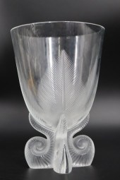 LALIQUE CRYSTAL OSMONDE SHELL FOOTED