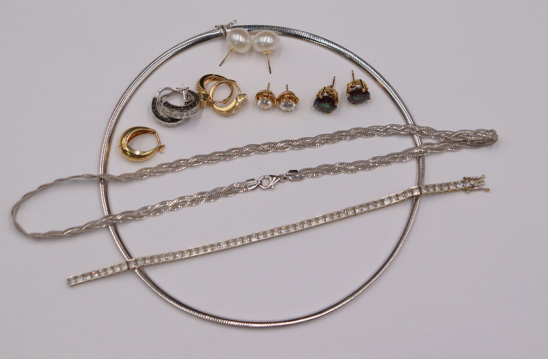 JEWELRY ASSORTED GROUPING OF 14KT 3b78ee