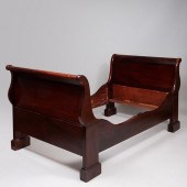 CLASSICAL MAHOGANY SLEIGH BED40 x 45