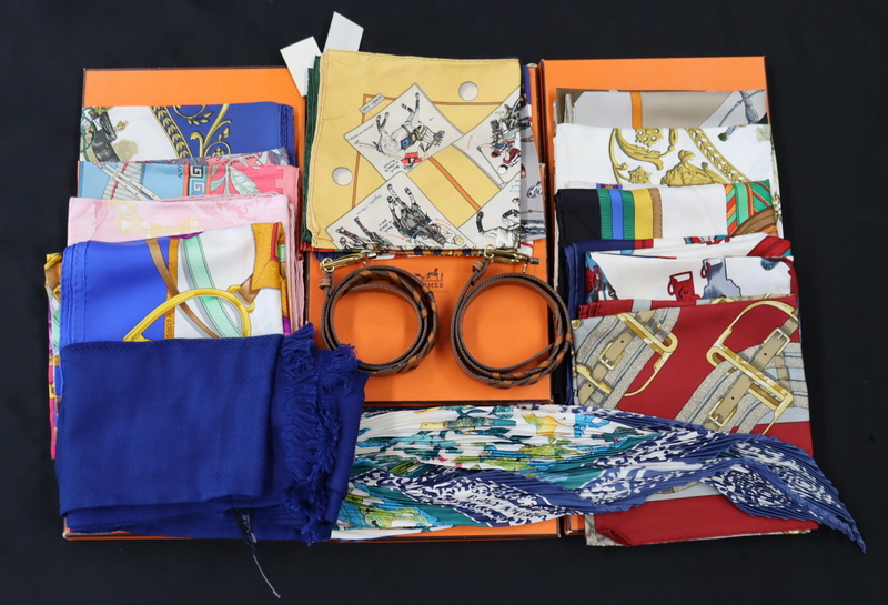 COUTURE COLLECTION OF HERMES SCARVES 3b7d6c