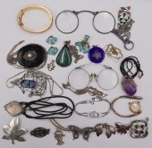 JEWELRY ASSORTED GOLD AND STERLING 3ba689