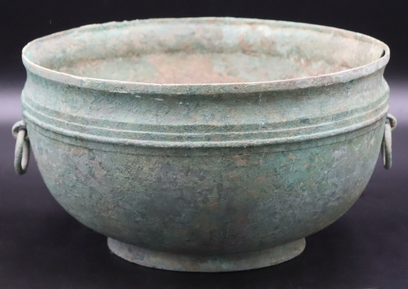 CHINESE BRONZE VESSEL WITH RING 3b9037