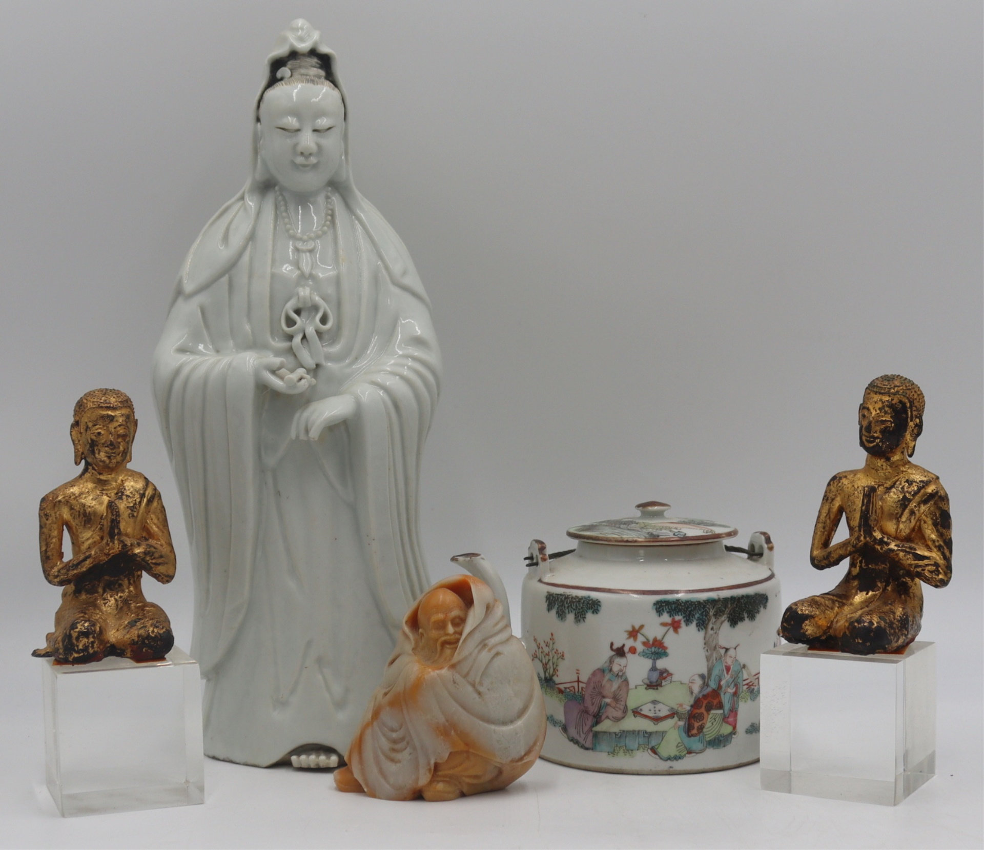GROUPING OF CHINESE ANTIQUES Includes 3bc241