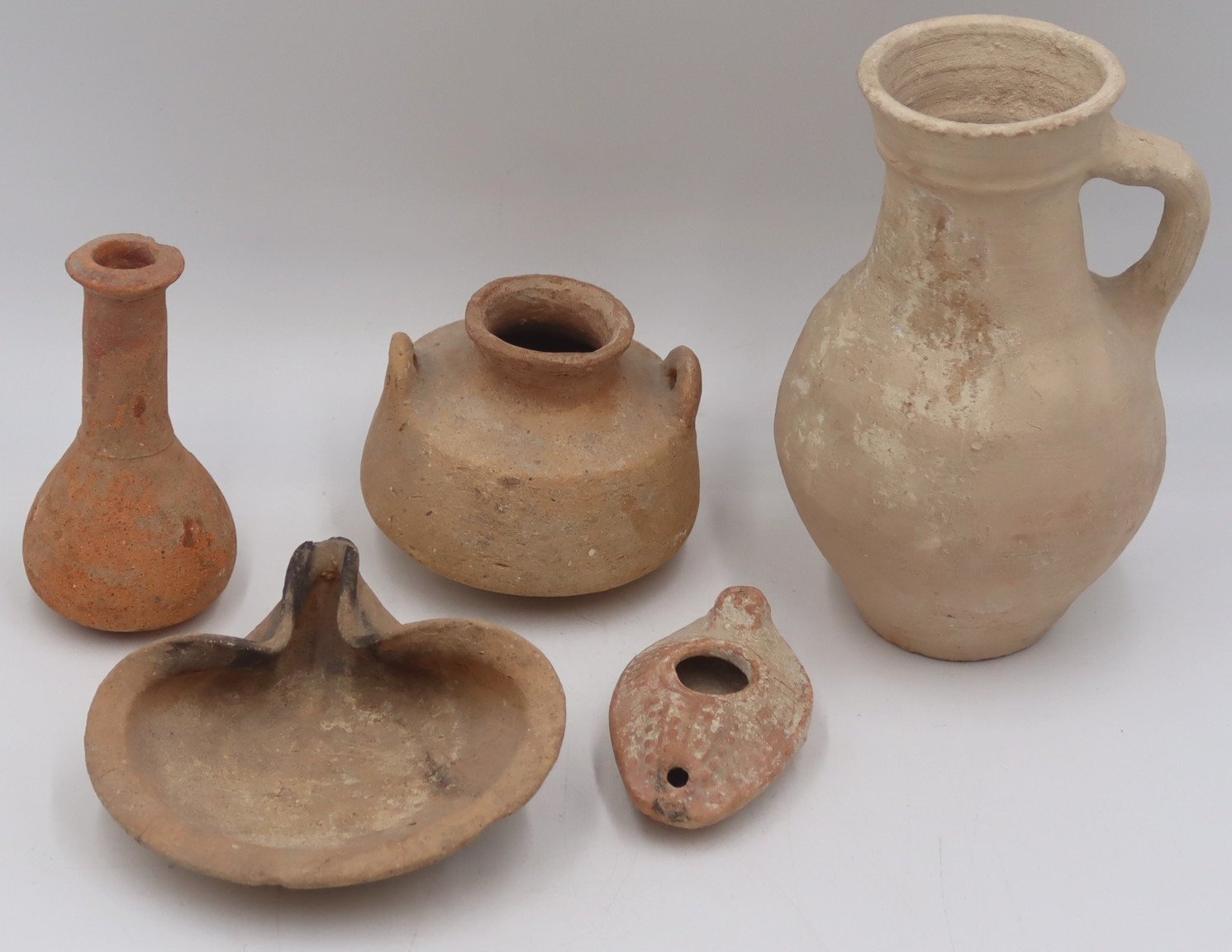 5 PCS OF POTTERY ANTIQUITIES  3babe4