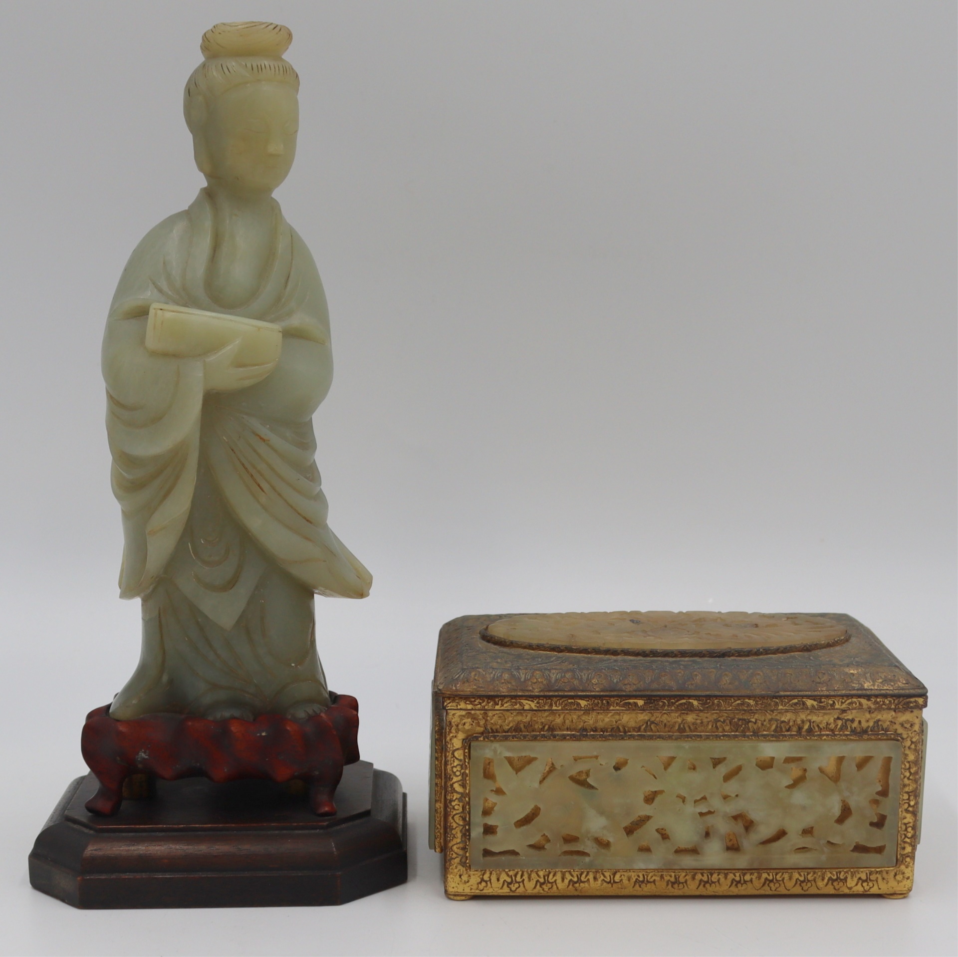 CHINESE CARVED JADE GROUPING Includes 3be2a5