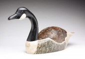 AMERICAN CANADA GOOSE CARVING. Mid 20th