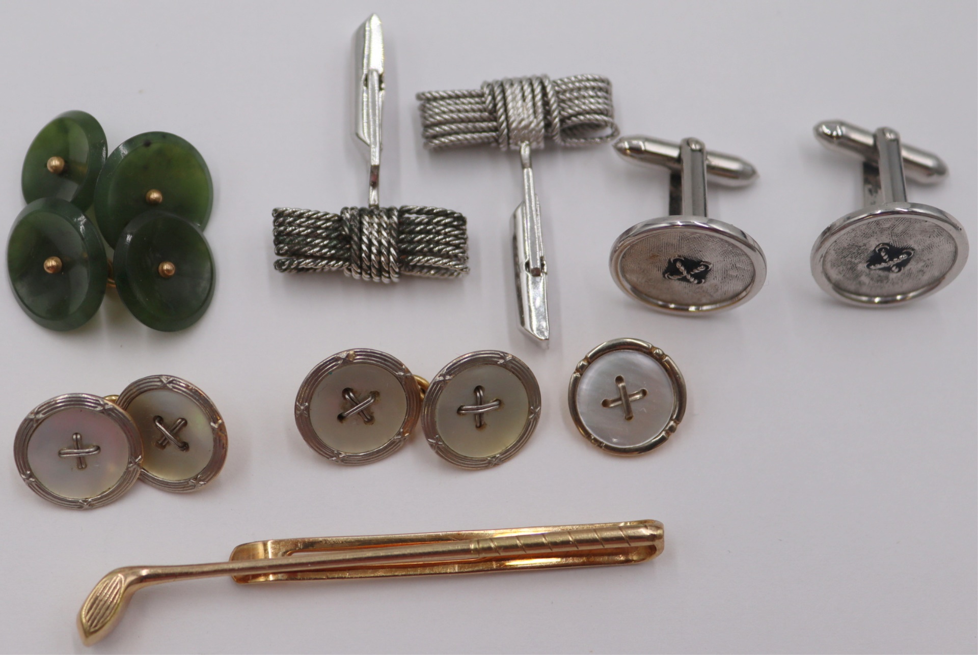 JEWELRY ASSORTED GROUPING OF MEN S 3bd427